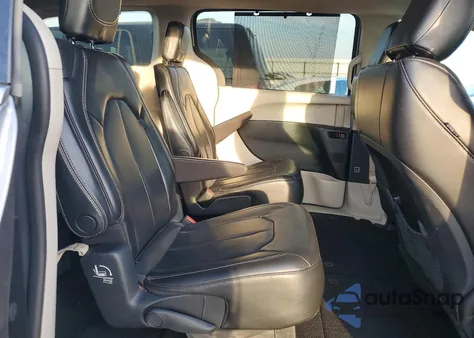 2020 Chrysler Voyager Lxi from USA, damaged, VIN 2C4RC1DGXLR163812